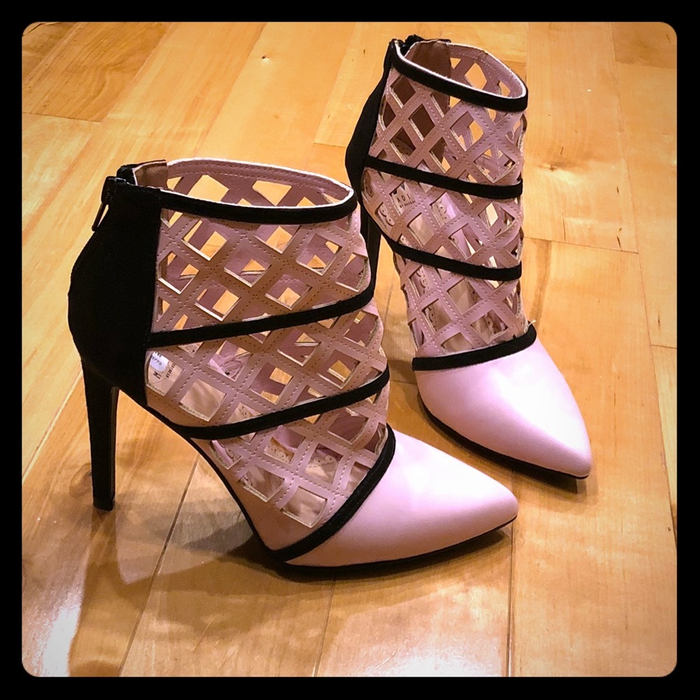 Madison Pumps